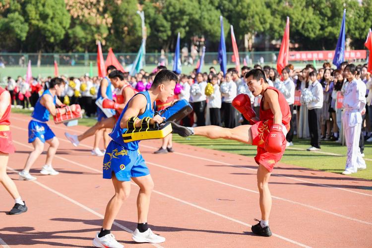 促使兩人在
